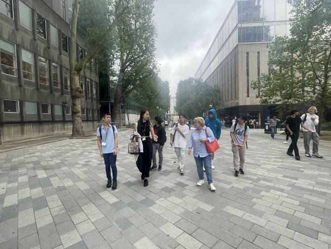 Cherwell College's Students at Imperial College London Open Day
